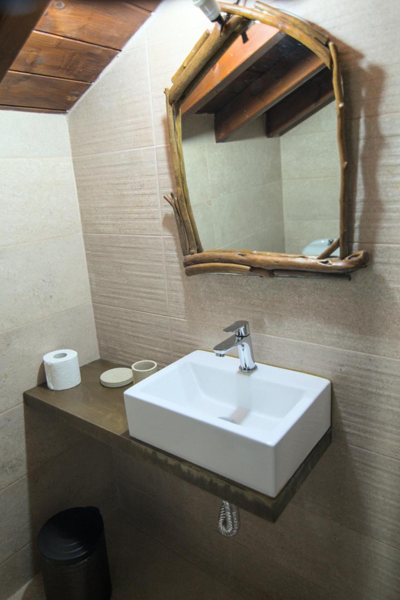 Myriam Spa & Luxury Suites Монемвазия Экстерьер фото